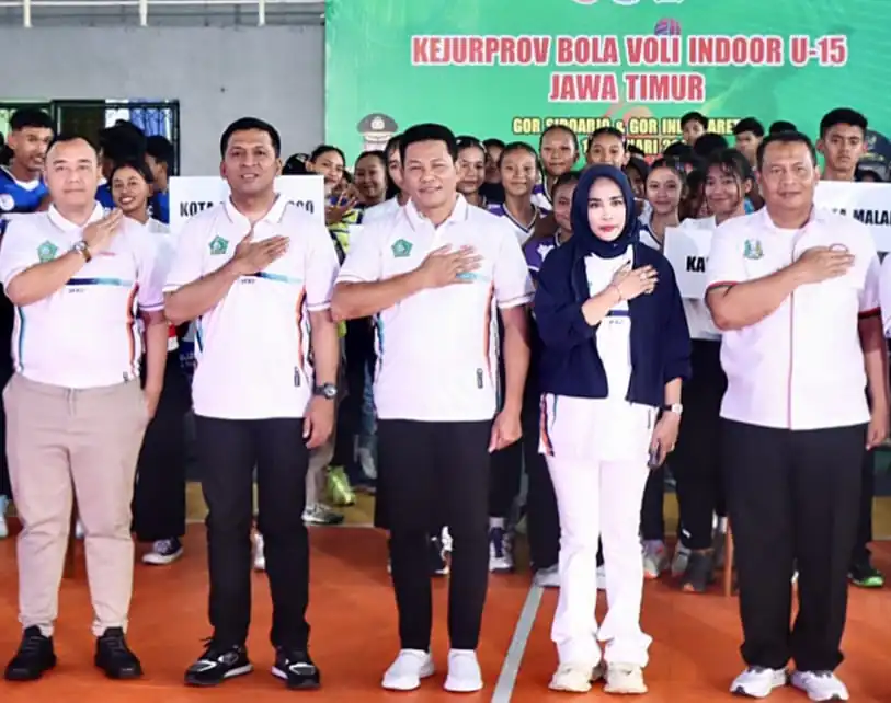 Forkopimda Sidoarjo Resmi Membuka Kejurprov Jatim Bola Voli U-15 di GOR Sidoarjo